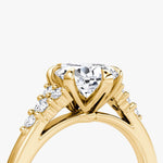 Load image into Gallery viewer, Pear Cut - Plain Band - Cluster Ring - 18 K Gold