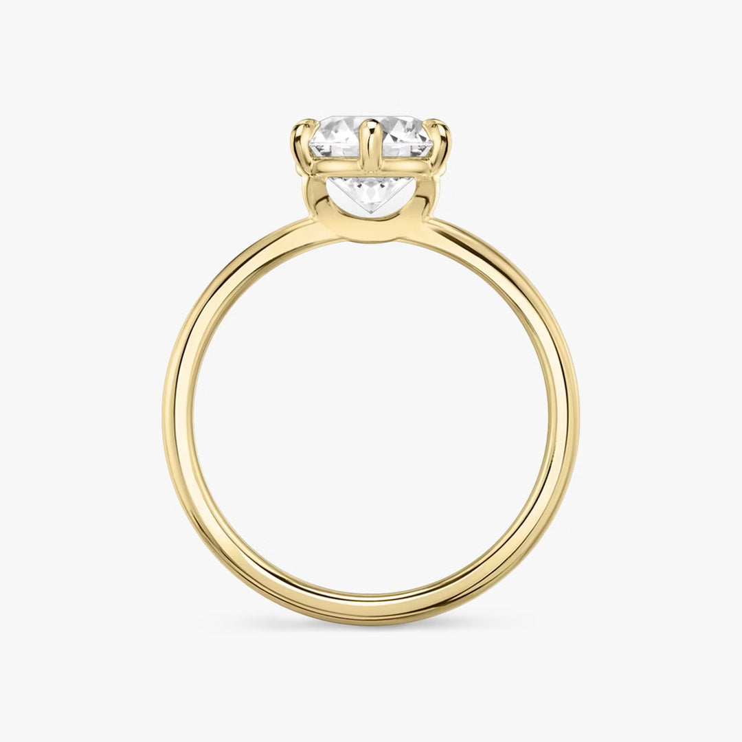 Round Cut - Plain Band - 6 Prong Classic Ring - 18 K Gold
