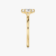 Round Cut - Plain Band - 6 Prong Classic Ring - 18 K Gold