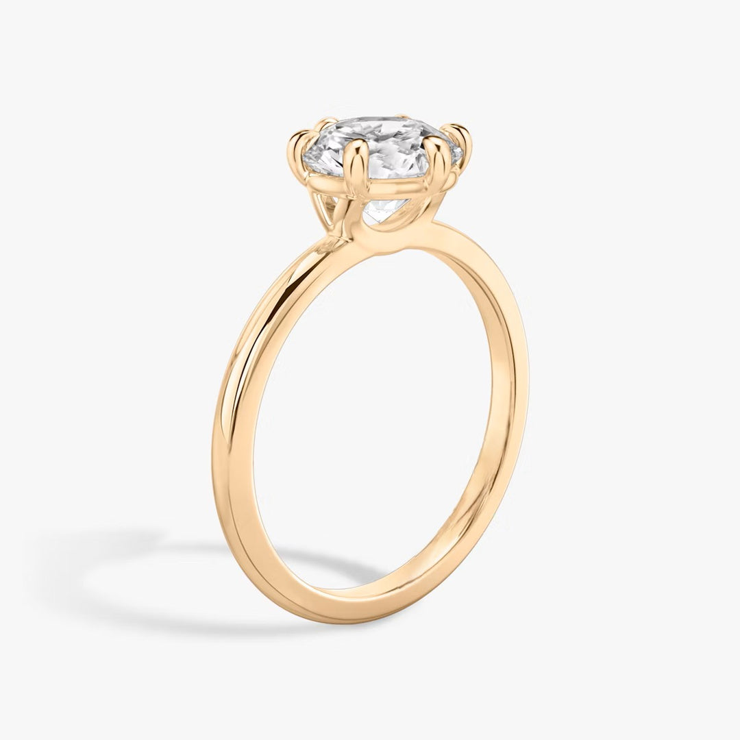 Round Cut - Plain Band - 6 Prong Classic Ring - 18 K Gold