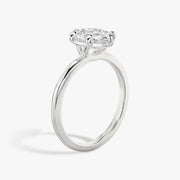Oval Cut - Plain Band - 6 Prong Classic Ring - 18 K Gold