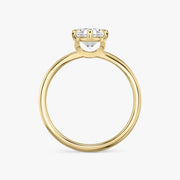 Oval Cut - Plain Band - 6 Prong Classic Ring - 14 K Gold