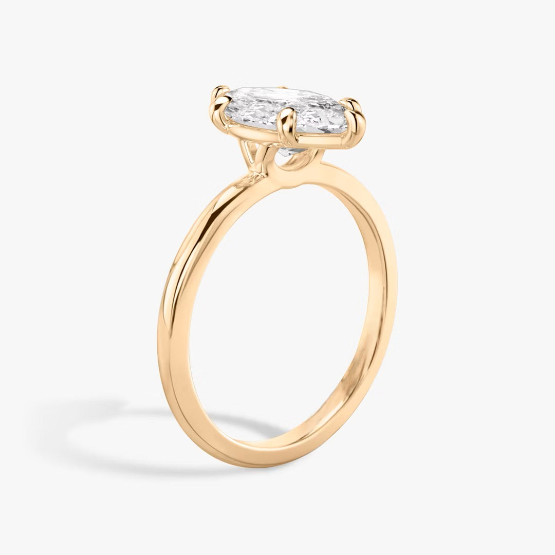 Marquise Cut - Plain Band - 6 Prong Classic Ring - 18 K Gold