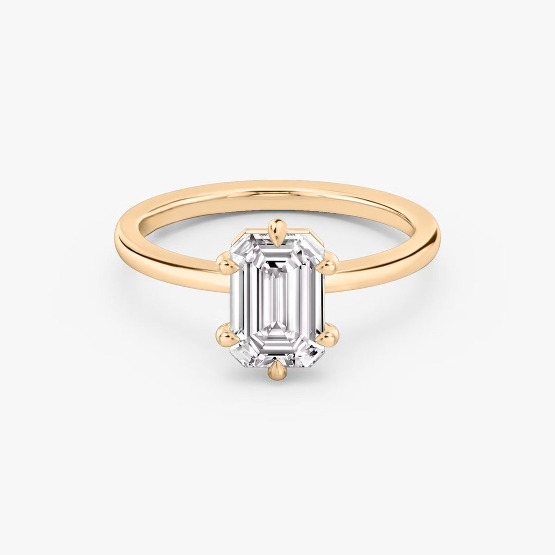 Emerald Cut - Plain Band - 6 Prong Classic Ring - 18 K Gold