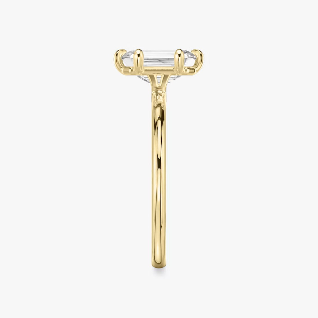 Emerald Cut - Plain Band - 6 Prong Classic Ring - 14 K Gold