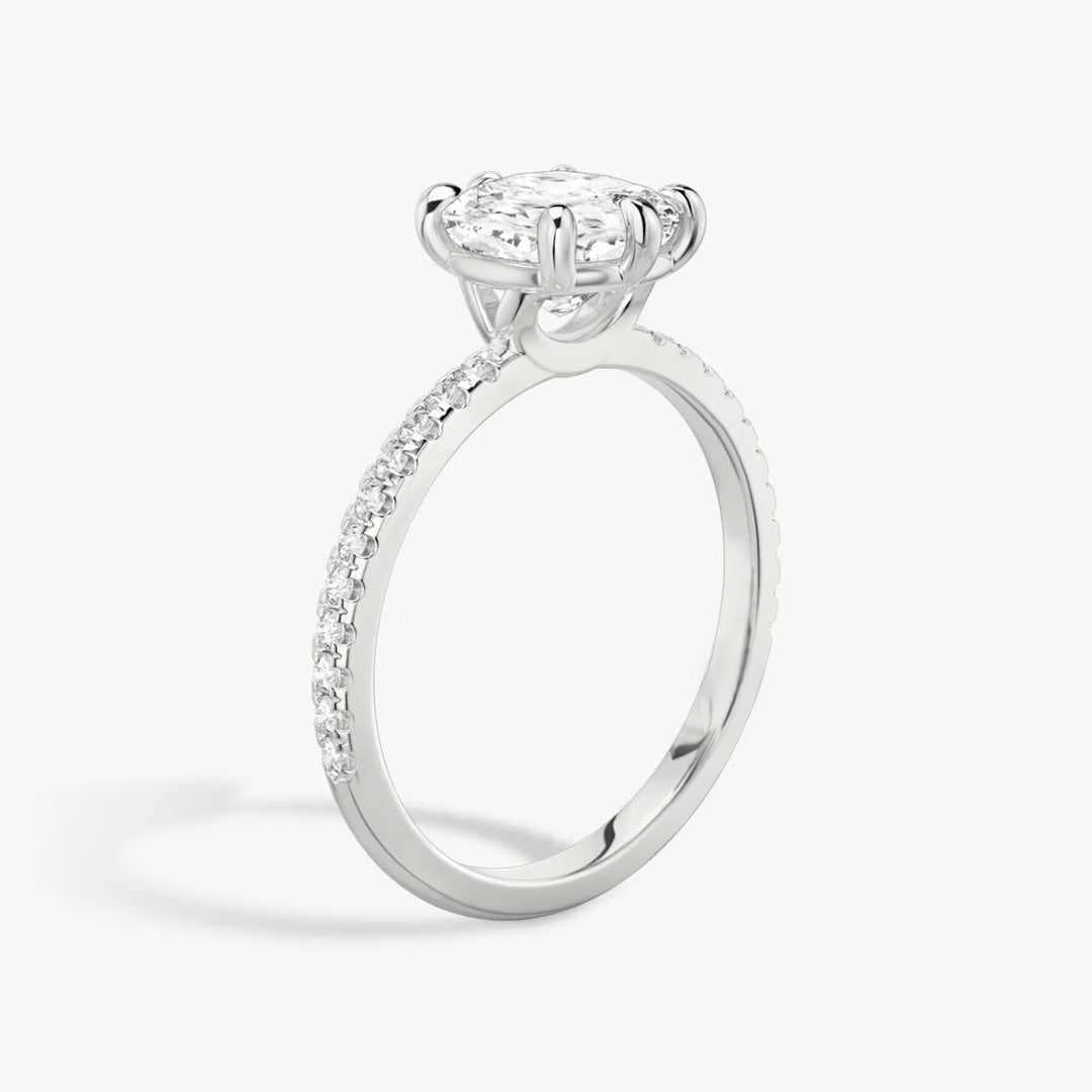 Cushion Cut - Pave Band - 6 Prong Classic Ring - 18 K Gold