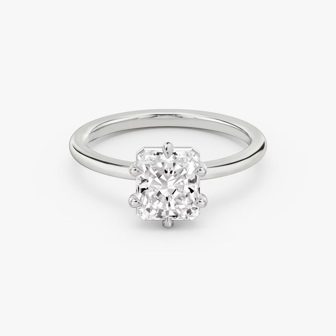 Radiant Cut - Plain Band - 6 Prong Classic Ring - 18 K Gold