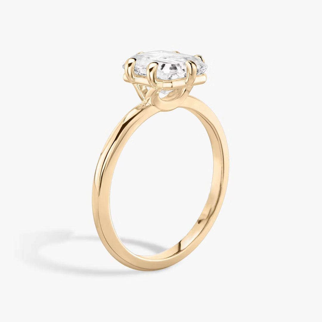 Radiant Cut - Plain Band - 6 Prong Classic Ring - 14 K Gold