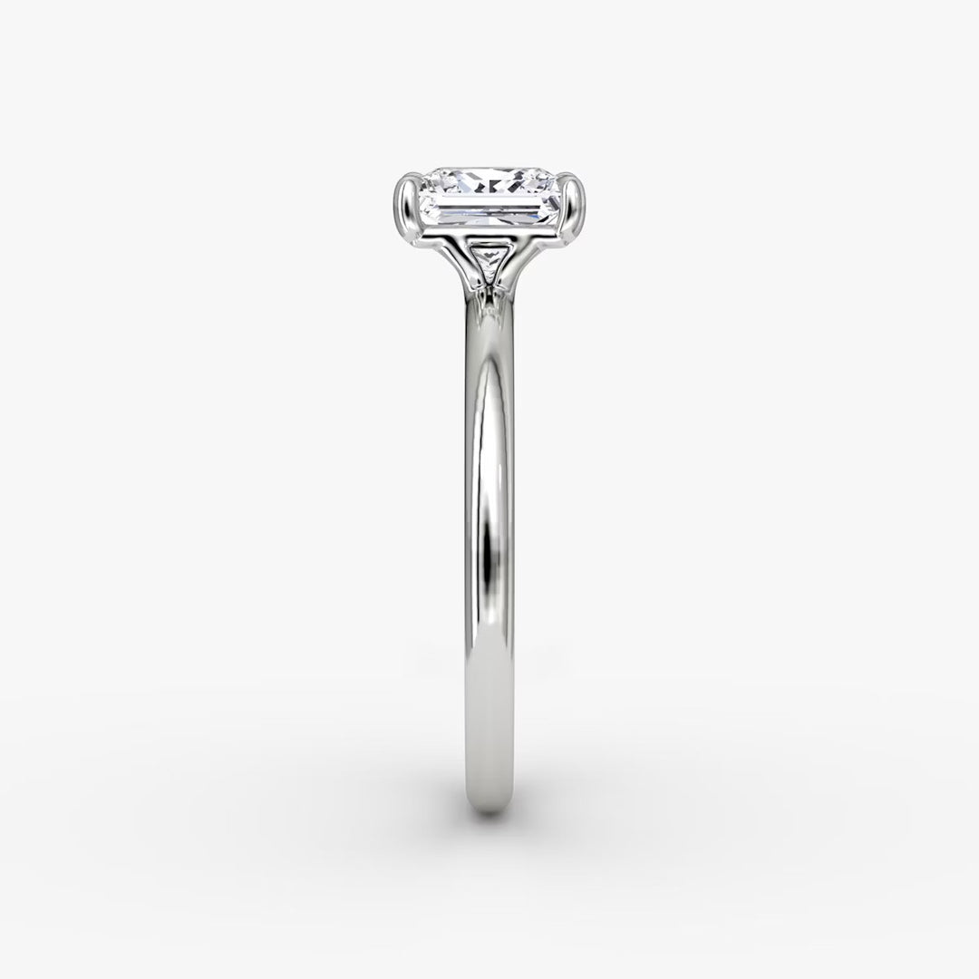 Princess Cut - Plain Band - Classic Engagement Ring- 18 K Gold