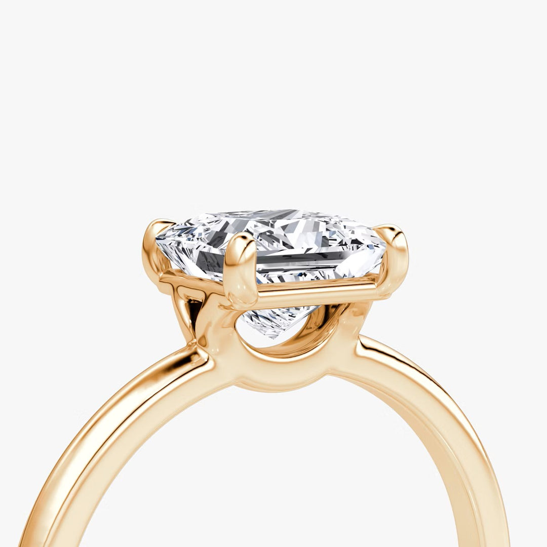 Princess Cut - Plain Band - Classic Engagement Ring- 18 K Gold