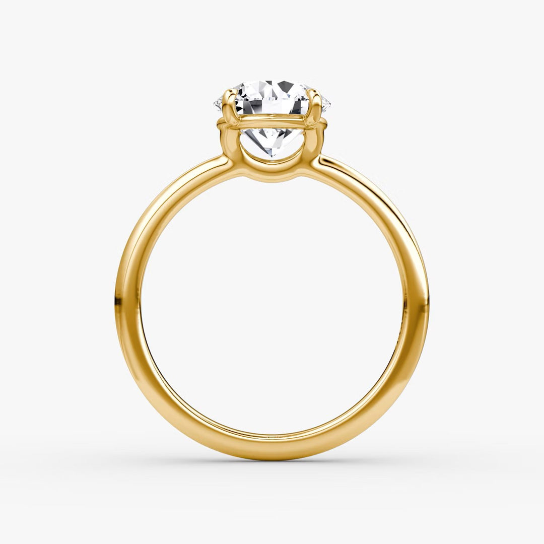 Round Cut - Plain Band - Classic Engagement Ring- 18 K Gold