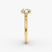 Round Cut - Plain Band - Classic Engagement Ring- 18 K Gold