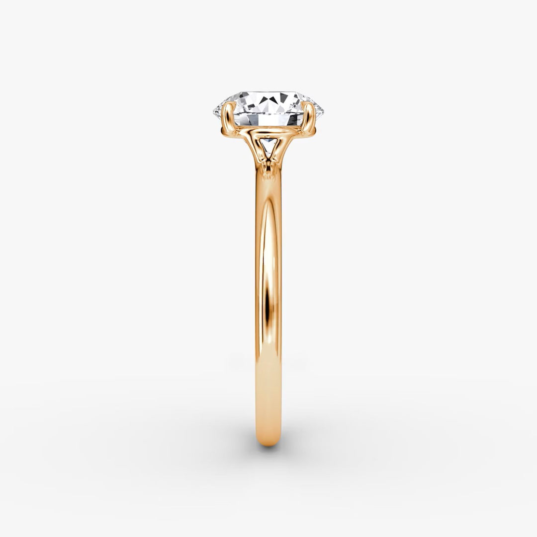 Round Cut - Plain Band - Classic Engagement Ring- 18 K Gold