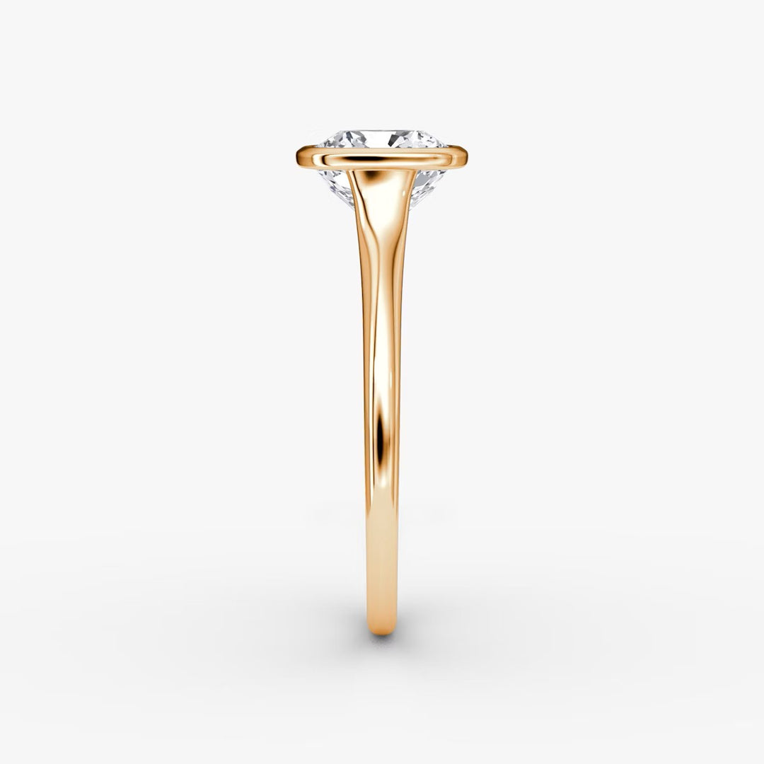 Cushion Cut - Bezel Ring - 14 K Gold