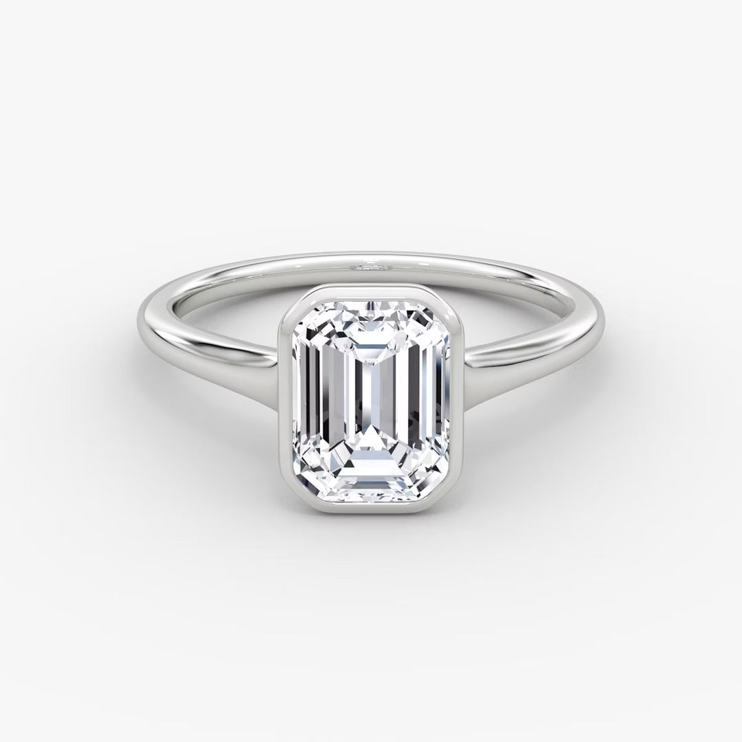 Emerald Cut - Bezel Ring - 18 K Gold