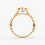 Load image into Gallery viewer, Pear Cut - Bezel Ring - 18 K Gold
