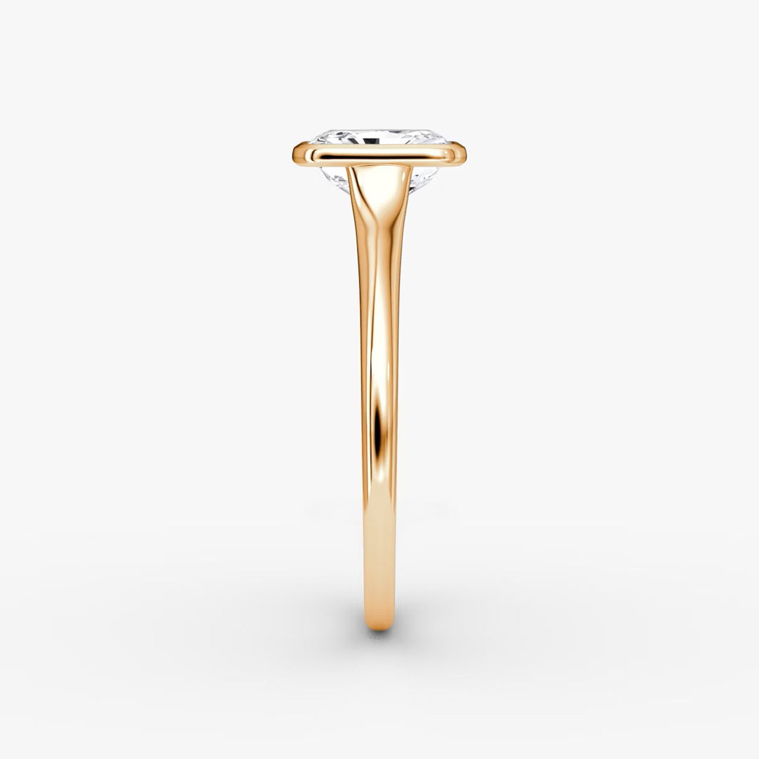 Radiant Cut - Bezel Ring - 14 K Gold