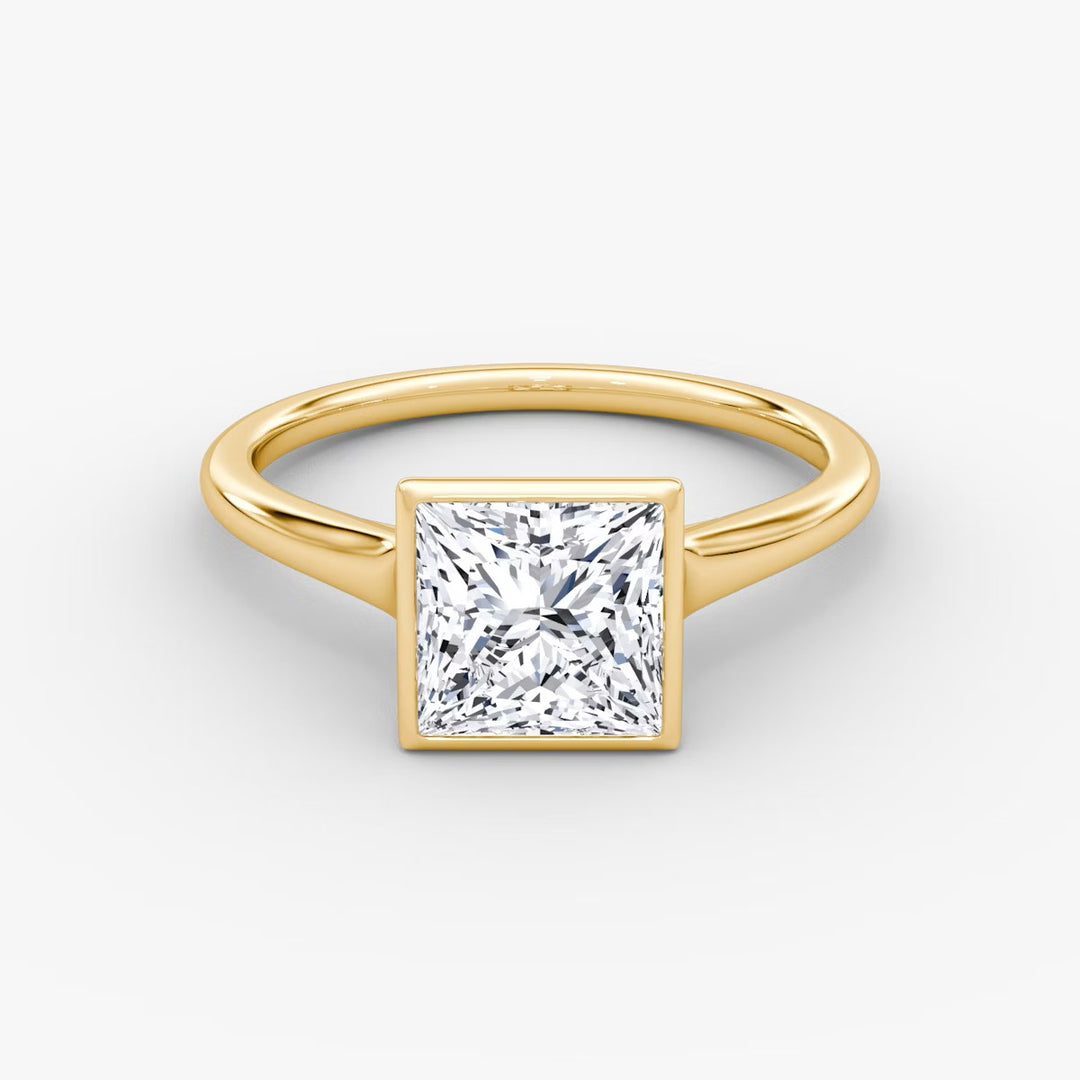 Princess Cut - Bezel Ring - 18 K Gold