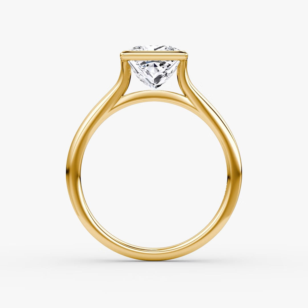 Princess Cut - Bezel Ring - 14 K Gold