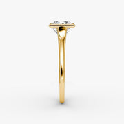 Princess Cut - Bezel Ring - 18 K Gold