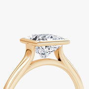 Princess Cut - Bezel Ring - 18 K Gold