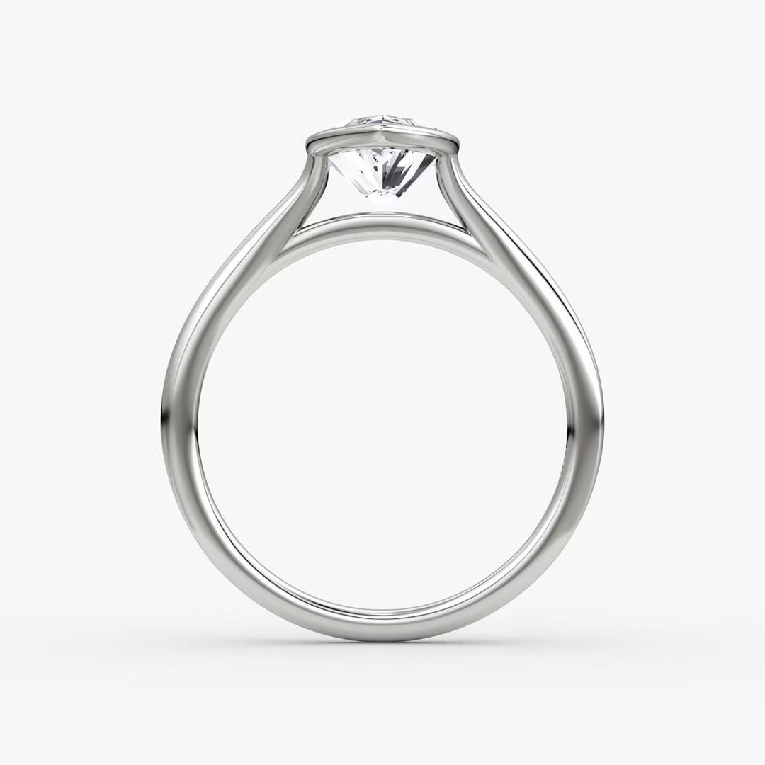 Marquise Cut - Bezel Ring - 14 K Gold