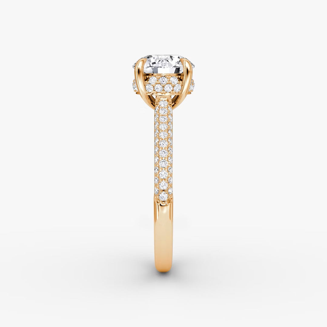 Round Cut - Royal Pave Ring - 14 K Gold