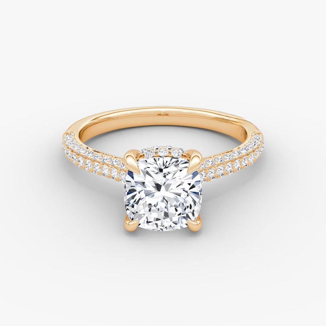 Cushion Cut - Royal Pave Ring - 18 K Gold
