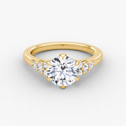 Round Cut - Plain Band - Cluster Ring - 14 K Gold