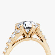 Round Cut - Pave Band - Cluster Ring - 14 K Gold