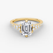 Emerald Cut - Pave Band - Cluster Ring - 18 K Gold