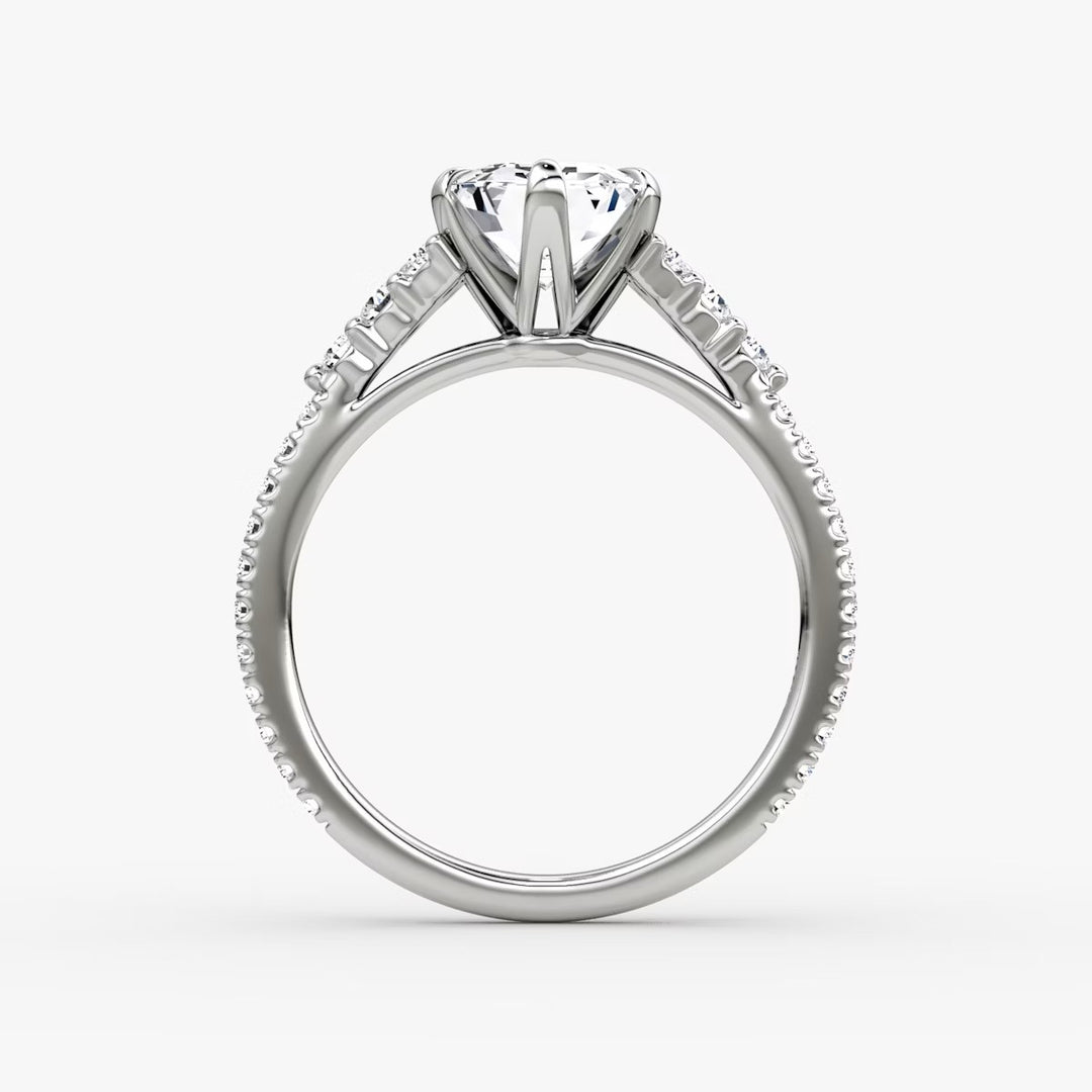 Emerald Cut - Pave Band - Cluster Ring - 18 K Gold