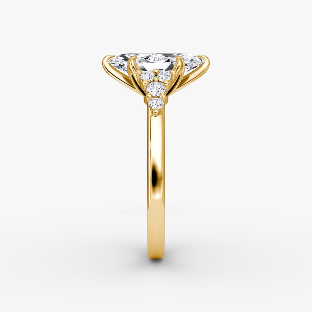 Marquise Cut - Plain Band - Cluster Ring - 14 K Gold