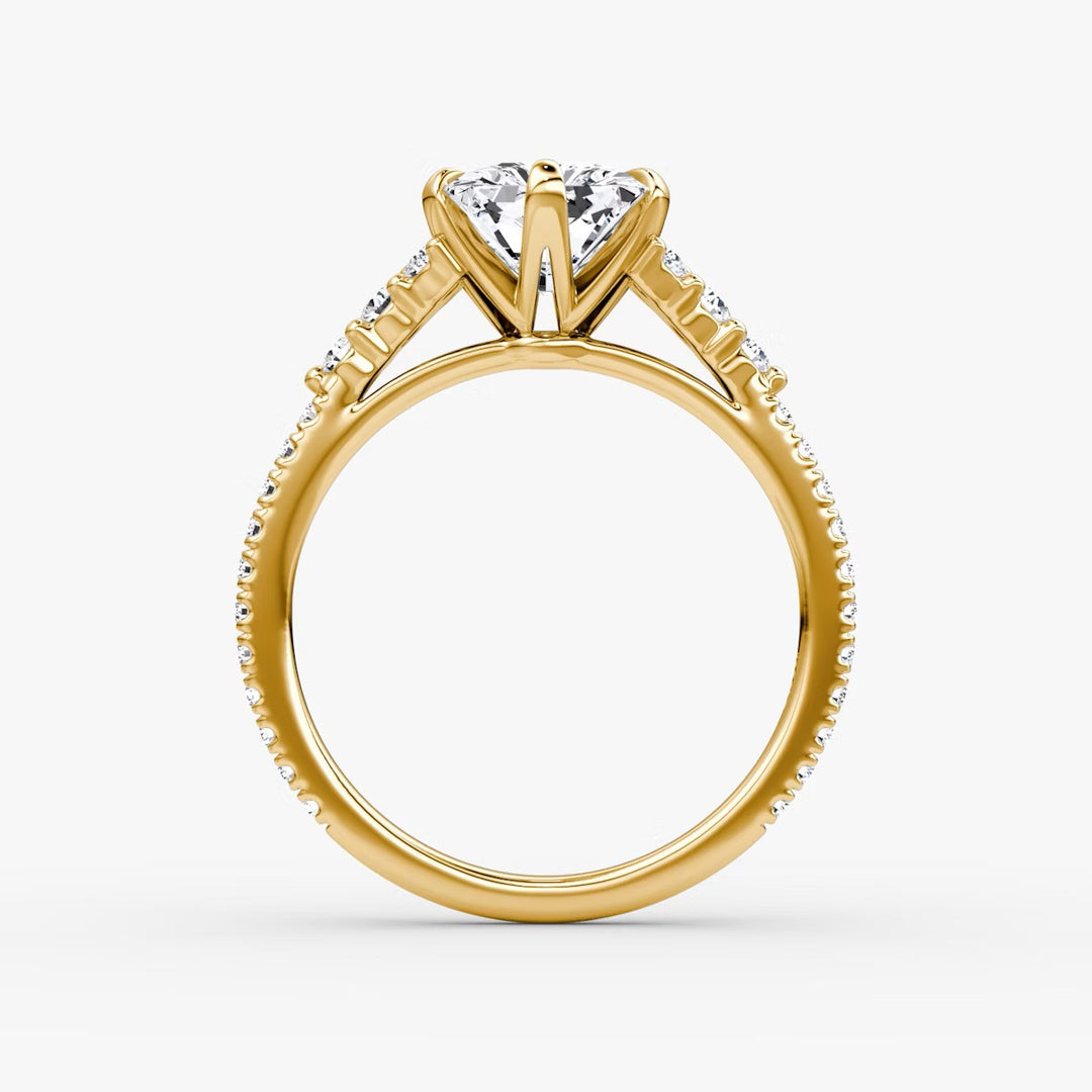 Radiant Cut - Pave Band - Cluster Ring - 18 K Gold