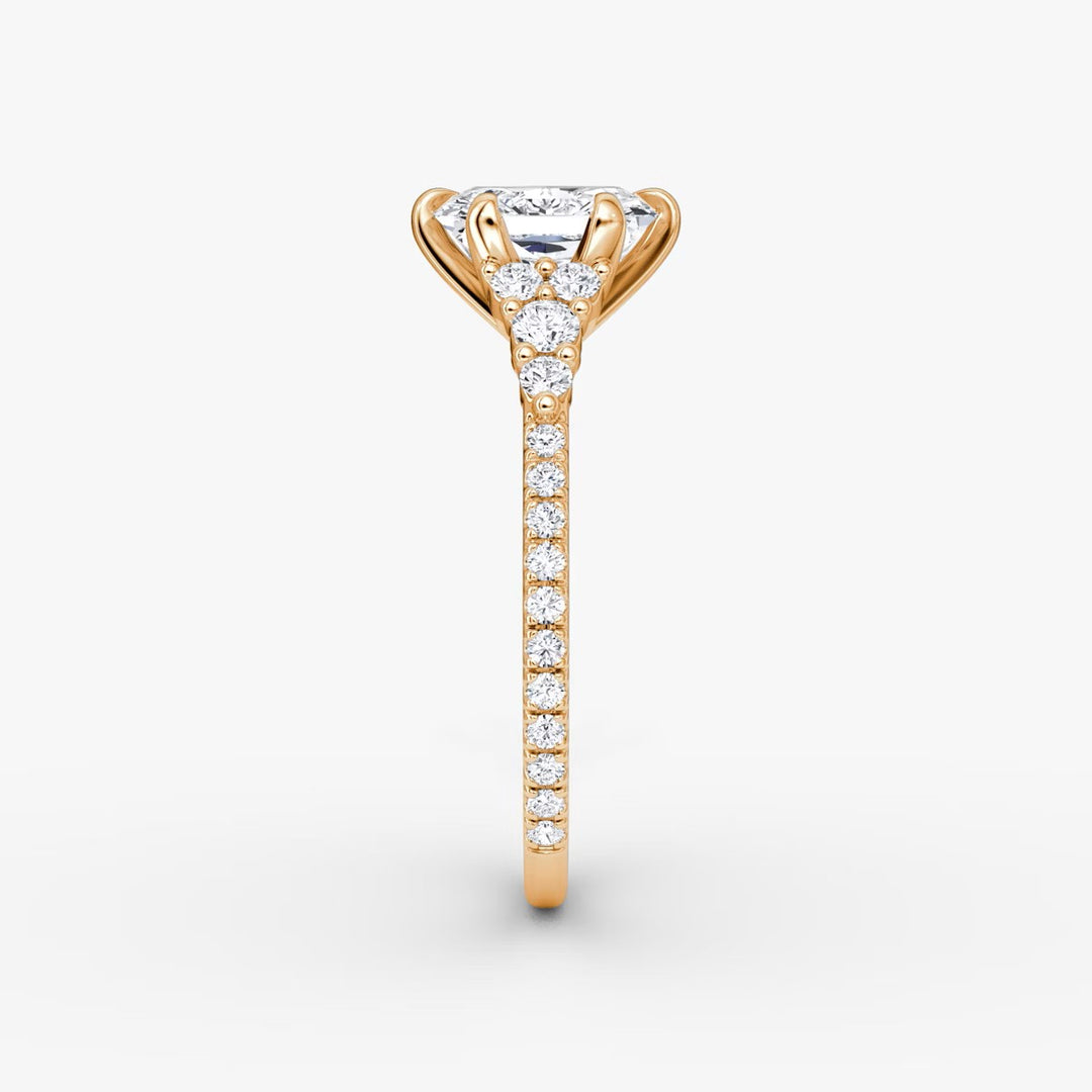Radiant Cut - Pave Band - Cluster Ring - 18 K Gold