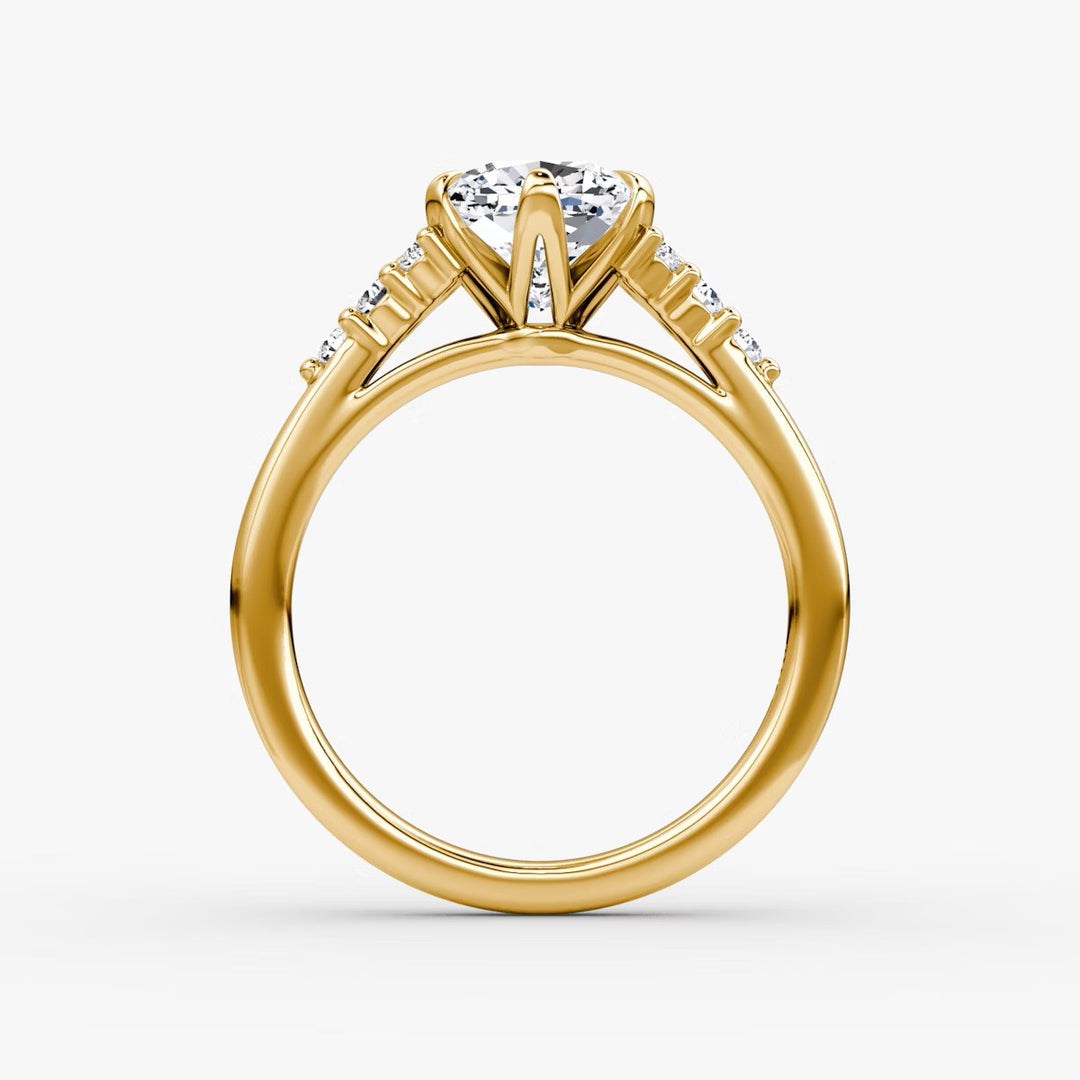 Cushion Cut - Plain Band - Cluster Ring - 14 K Gold