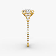 Cushion Cut - Pave Band - Cluster Ring - 18 K Gold