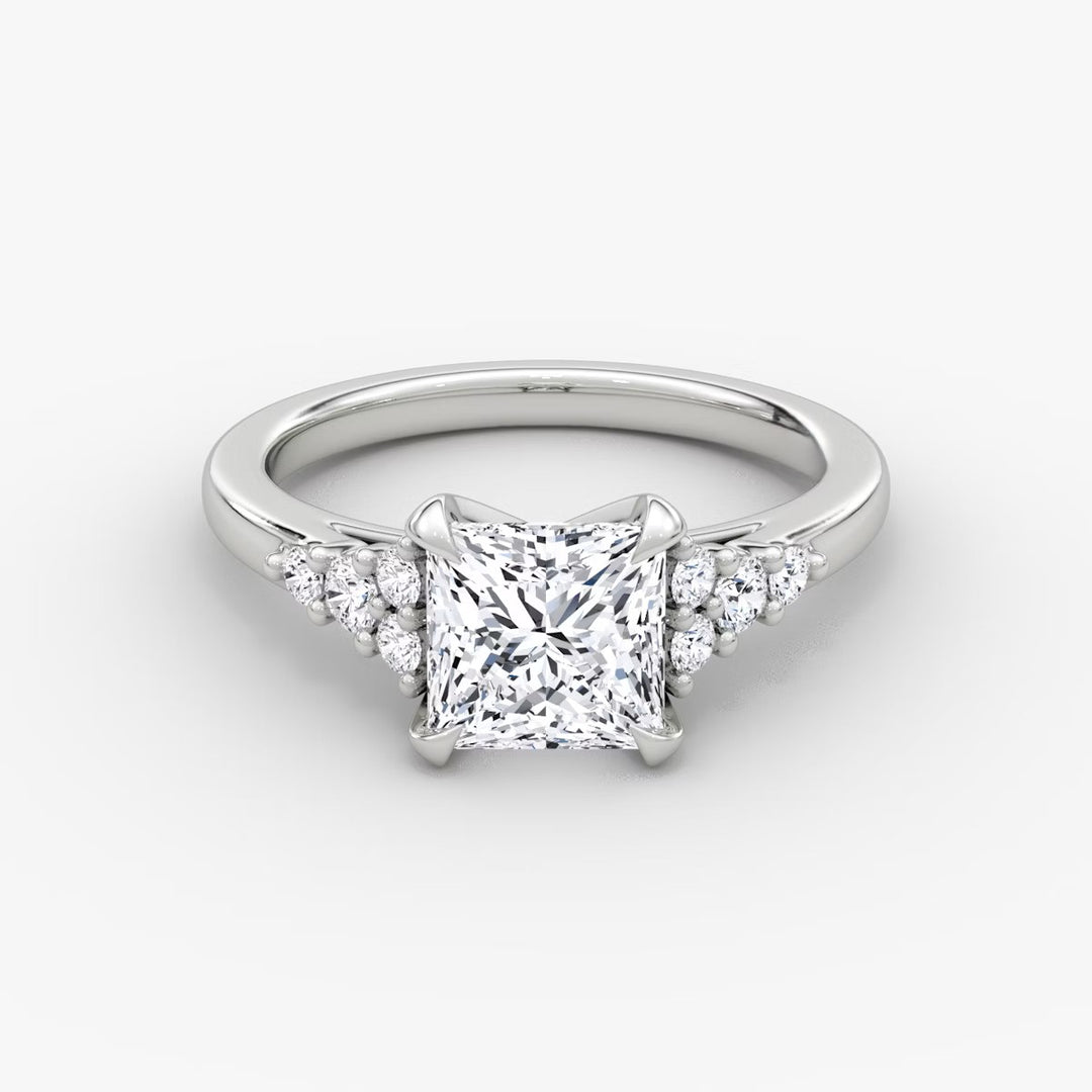 Princess Cut - Plain Band - Cluster Ring - 14 K Gold