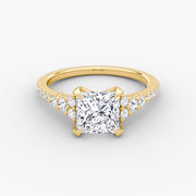 Princess Cut - Pave Band - Cluster Ring - 18 K Gold