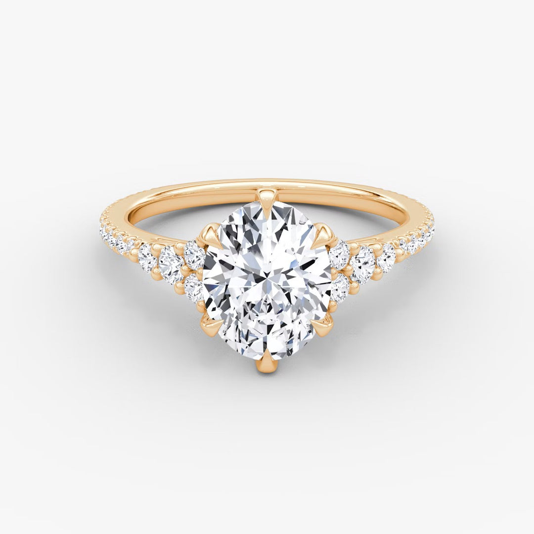 Oval Cut - Pave Band - Cluster Ring - 18 K Gold