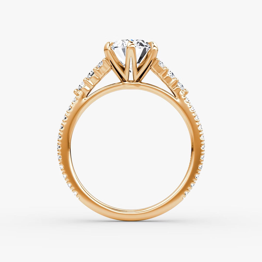 Oval Cut - Pave Band - Cluster Ring - 18 K Gold