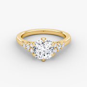 Cushion Cut - Plain Band - Cluster Ring - 18 K Gold