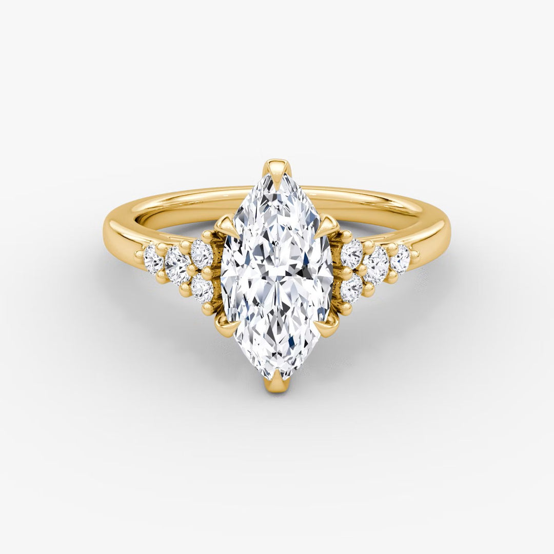 Marquise Cut - Plain Band - Cluster Ring - 18 K Gold
