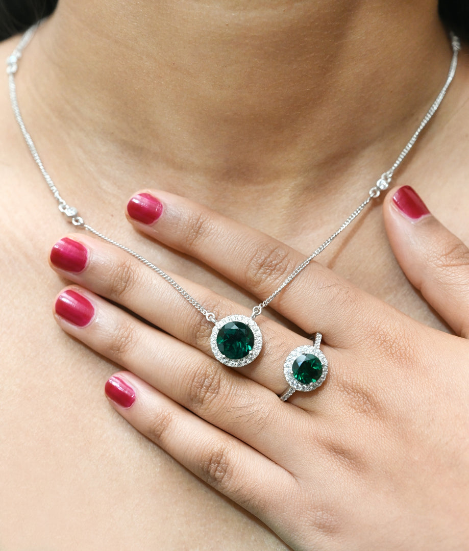 Emerald Studded 925 Sterling Silver Ring