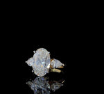 Load image into Gallery viewer, 3.6 Carat Oval Engagement Ring