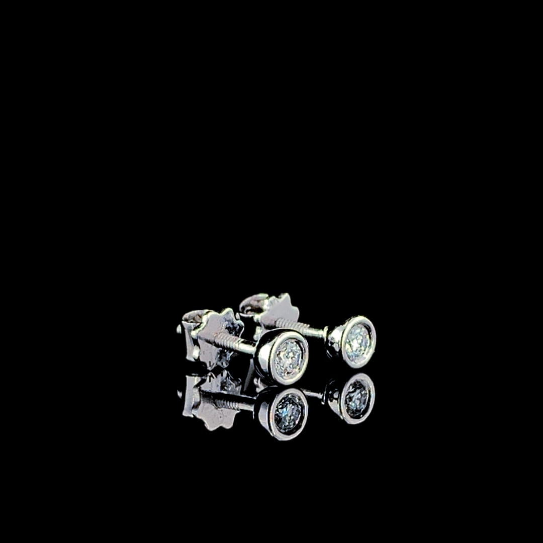 Earrings - 14 Carat Gold - IGI Certified 0.2 Carat Lab Grown Diamonds- VVS E Colour