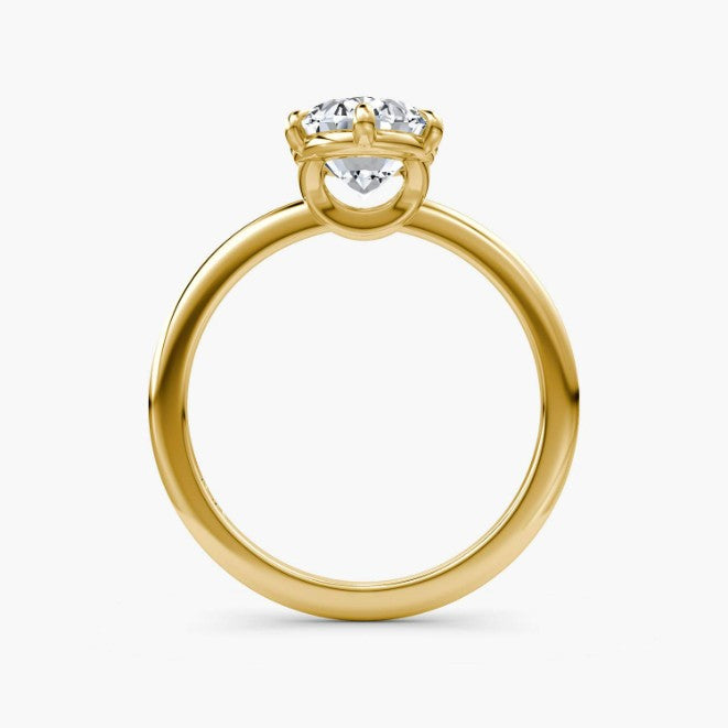 Oval Cut - Plain Band - 6 Prong Classic Ring - 18 K Gold
