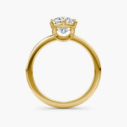 Oval Cut - Plain Band - 6 Prong Classic Ring - 18 K Gold