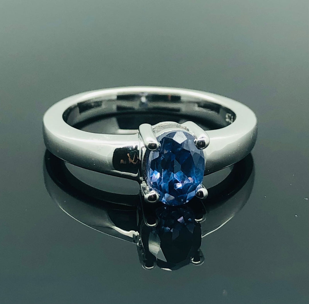 Amethyst Ring - 925 Sterling Silver